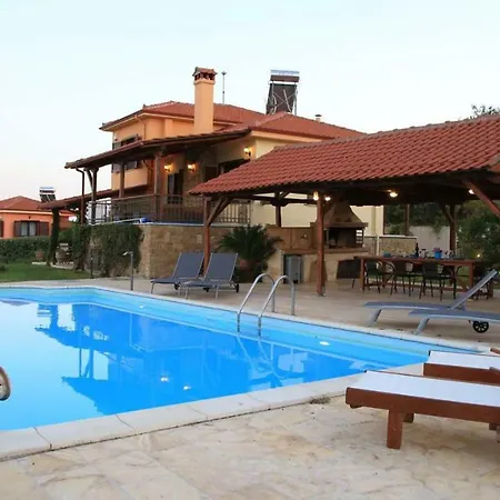 Amazing View By The Pool In #xeniuszeus Villa *