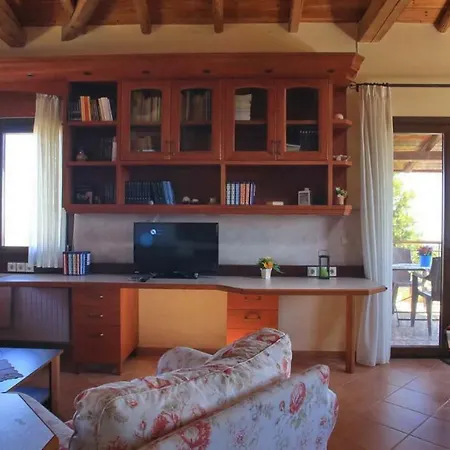 Vilă Amazing View By The Pool In *