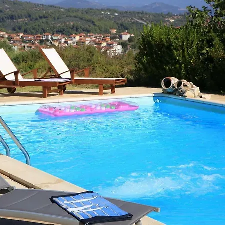 Vila Amazing View By The Pool In #xeniuszeus